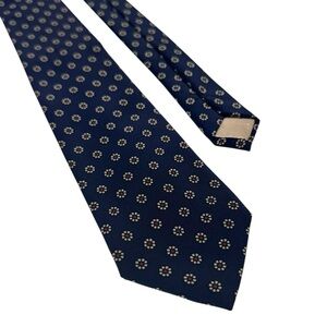 Uomo Mens Silk Tie Quiet Luxury Handmade Old Money‎ Made in Italy Formal